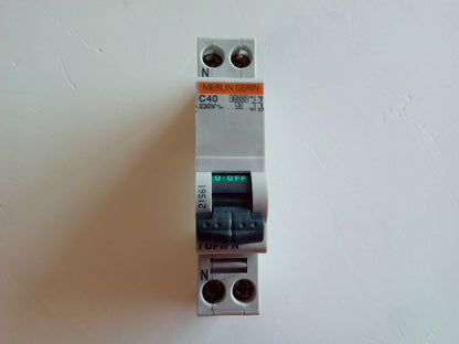 DPN C40A/2P MAGNETOTERMICO 21561BA MERLIN GERIN