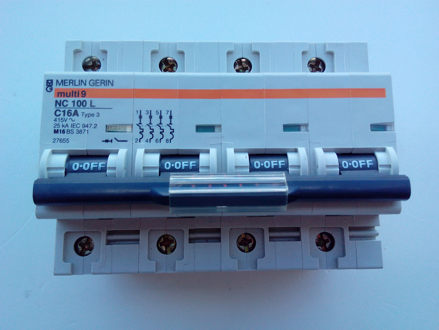 C16A/4P 25KA IGA ICP MAGNETOTERMICO 27655 MERLIN GERIN