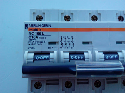 C16A/4P 25KA IGA ICP MAGNETOTERMICO 27655 MERLIN GERIN