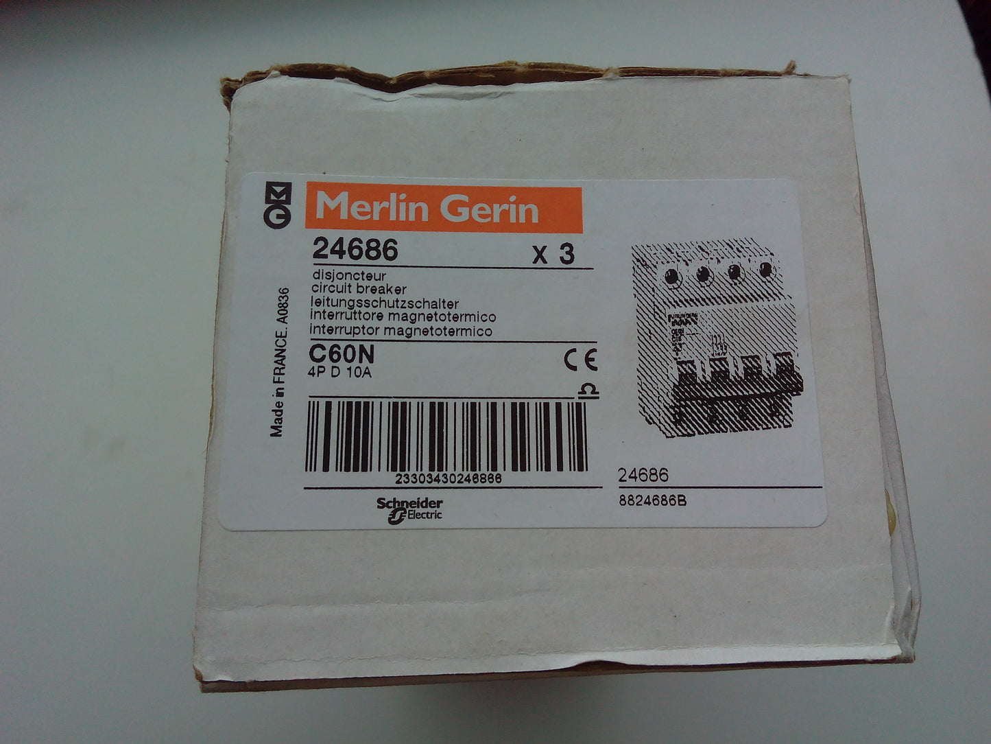 D10A/4P IGA ICP MAGNETOTERMICO 24686 MERLIN GERIN