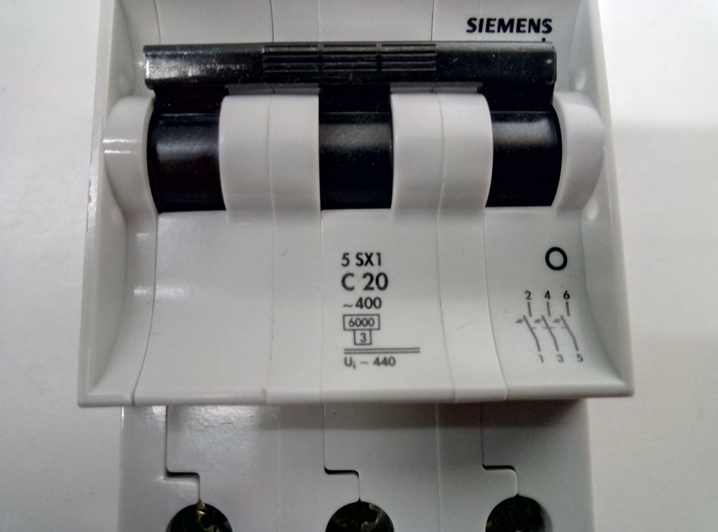 MAGNETOTERMICO C20A/3P SIEMENS NUEVO